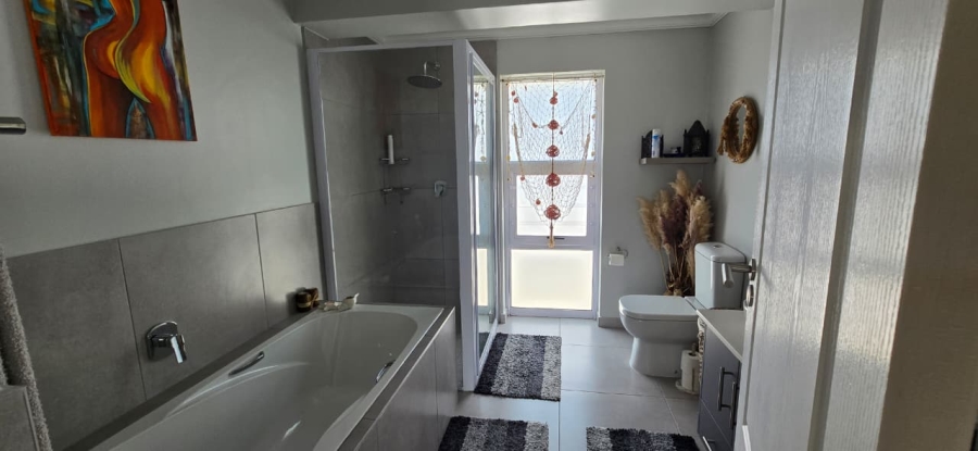 3 Bedroom Property for Sale in Island View Western Cape